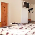 Ahoi Bed & Breakfast 3*