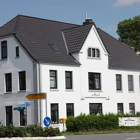 Ahoi Bed & Breakfast 3*