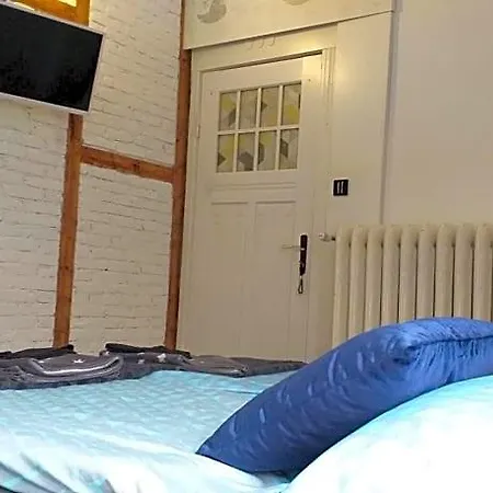 Ahoi Bed & Breakfast 3*