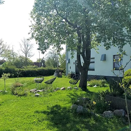 Ahoi Bed & Breakfast 3*